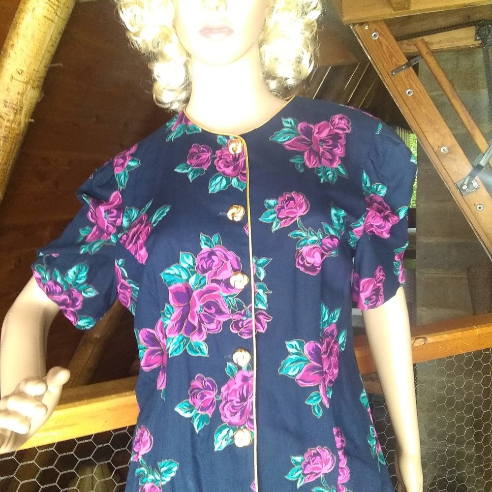 Women's Short sleeve Top and Skirt by New York